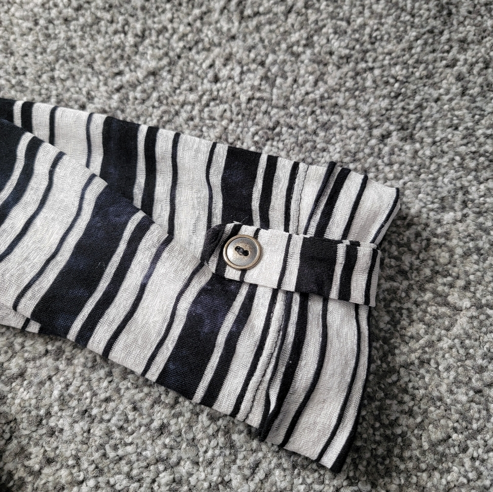 EUC! Navy Striped Hooded Cover Up - Picture 8 of 8